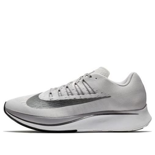 Tenisky a topánky Nike Zoom Fly Šedá | 880848-002