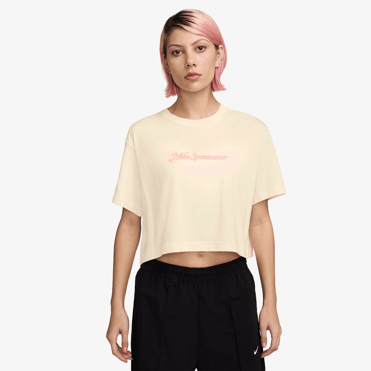 Tričko Nike Sportswear Club Crop T-Shirt Žltá | HV4947-110, 1