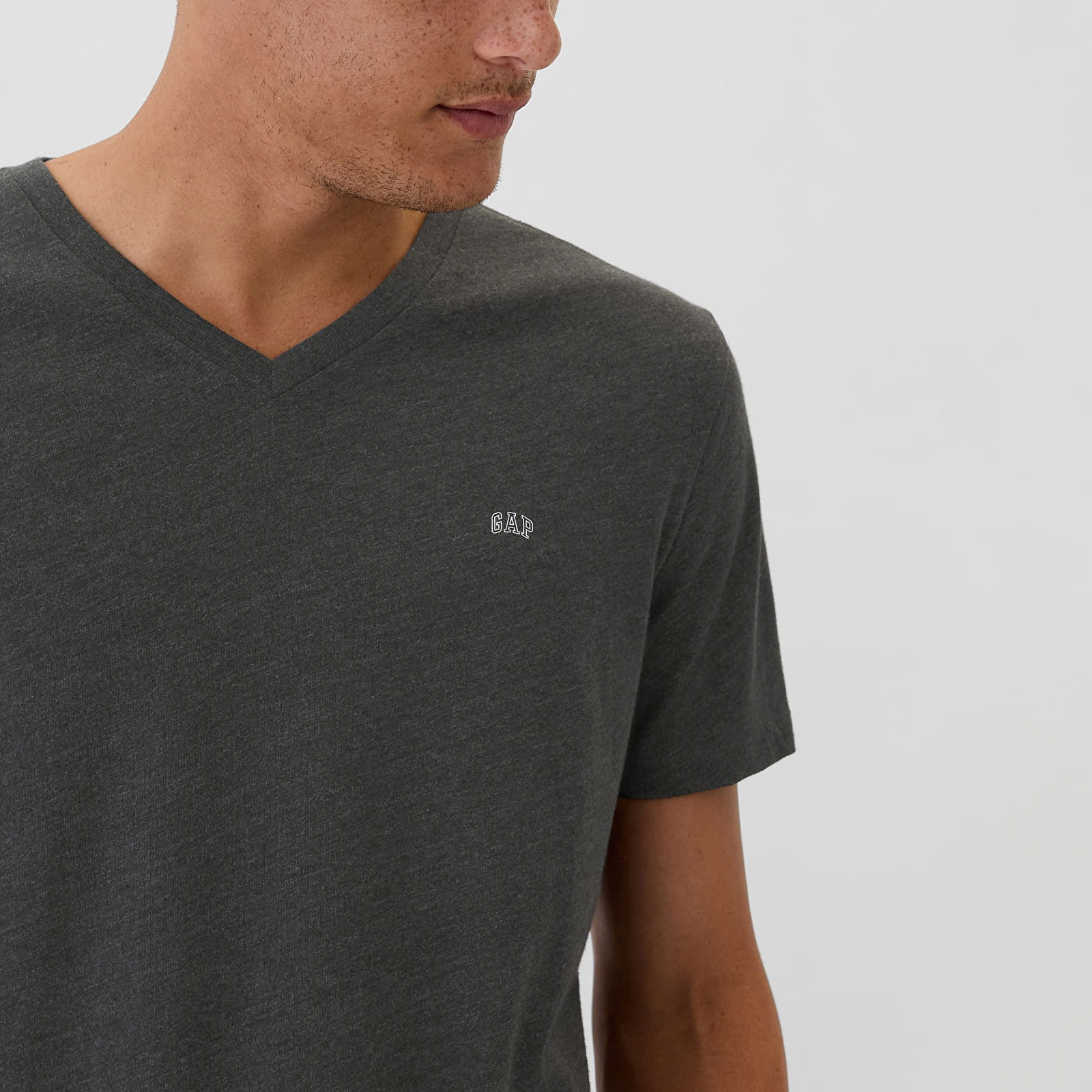 T-shirt Micro Logo Vneck Tee Charcoal Heather M