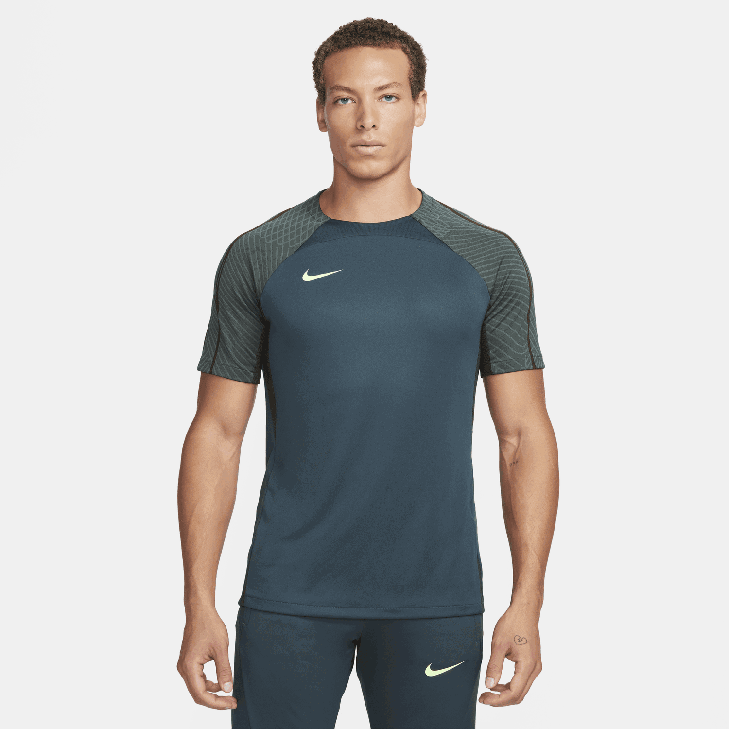 Tričko Nike Dri-FIT Strike Tee Zelené | DV9237-328, 0