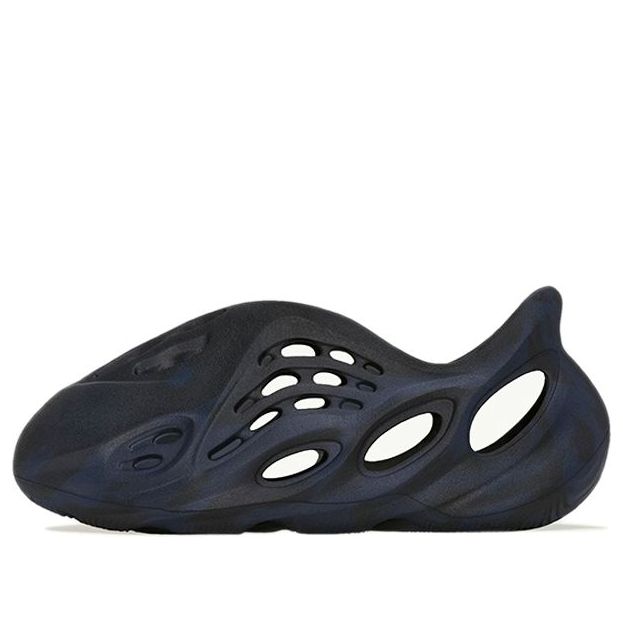 Tenisky a topánky adidas Originals Yeezy Foam Runner Navy | GX8506, 0