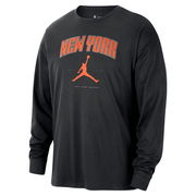 NBA New York Knicks Essential Long-Sleeve Tee