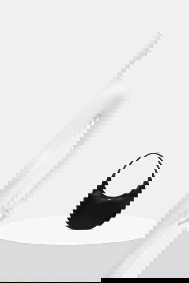 Kabelka Coperni Soft Swipe Crescent Bag Čierna | COPBA108F6066, 5