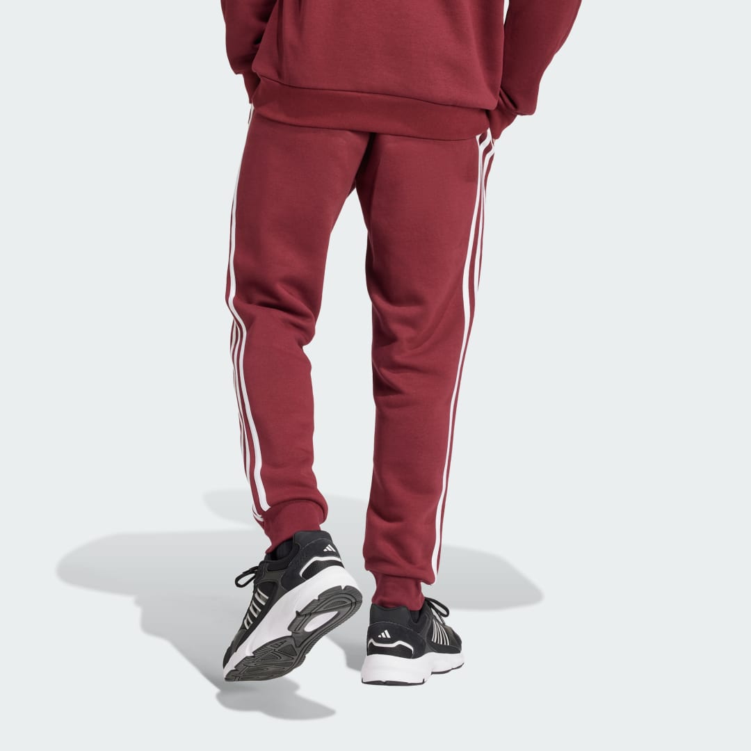 Essentials Fleece 3-Stripes Tapered Cuff Sweatpants