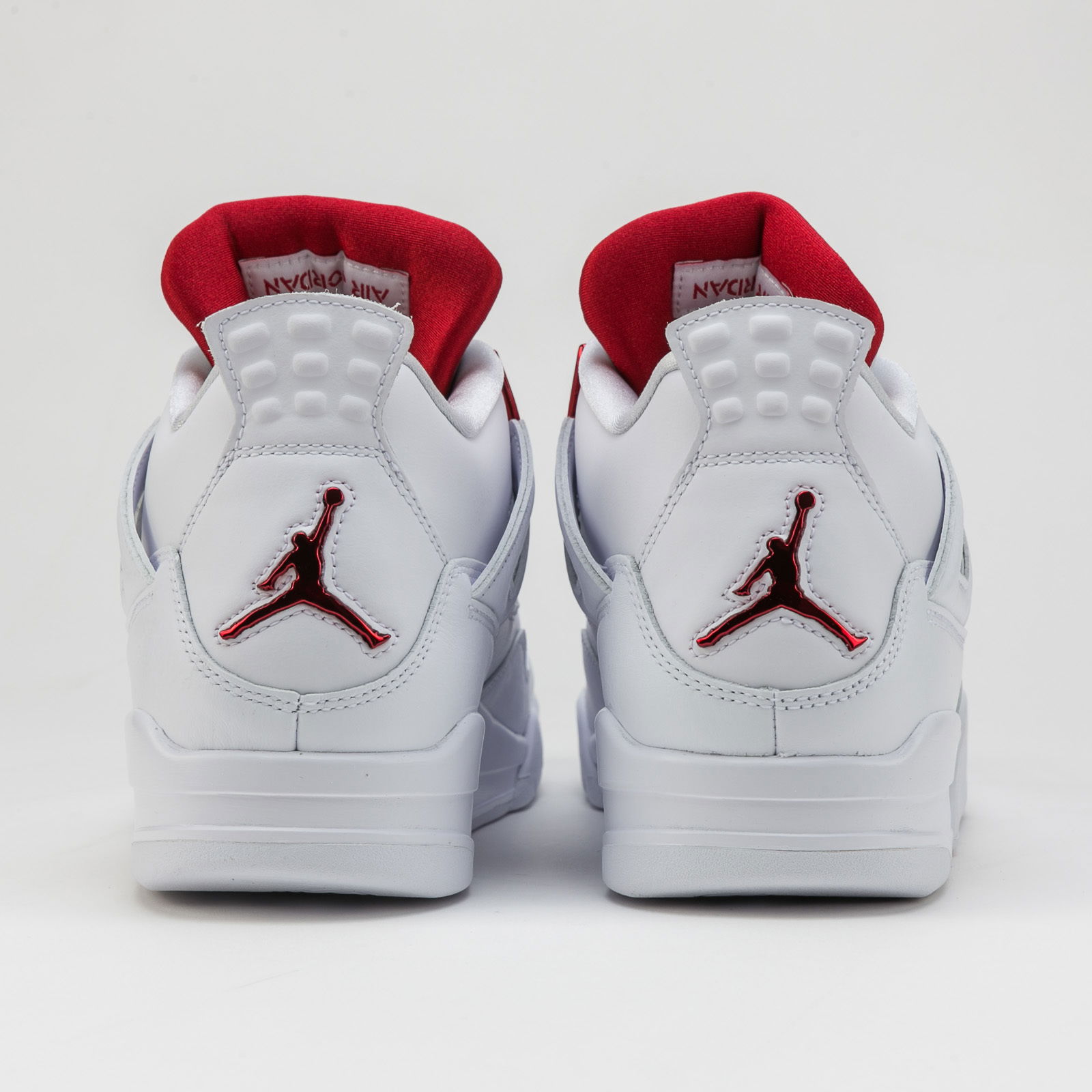 Air Jordan 4 Retro "Red Metallic"