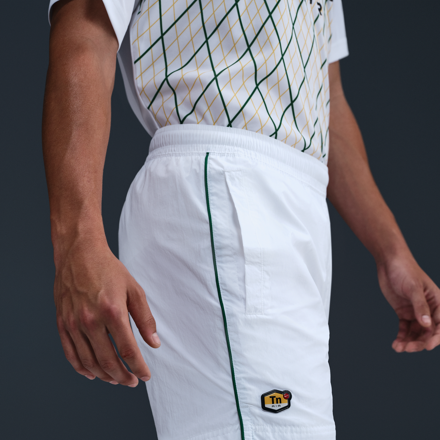 Dres Nike Sportswear Woven Shorts Biela | IB8679-100, 1
