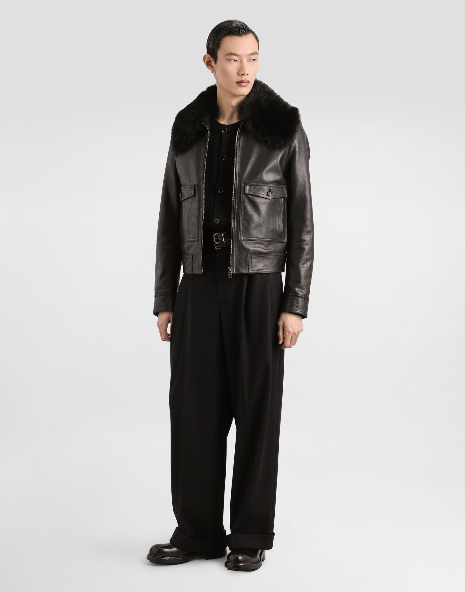 Nohavice Dolce & Gabbana Dolce & Gabbana Wool Cropped Trousers Čierna | GP168THU2A8N0000, 1