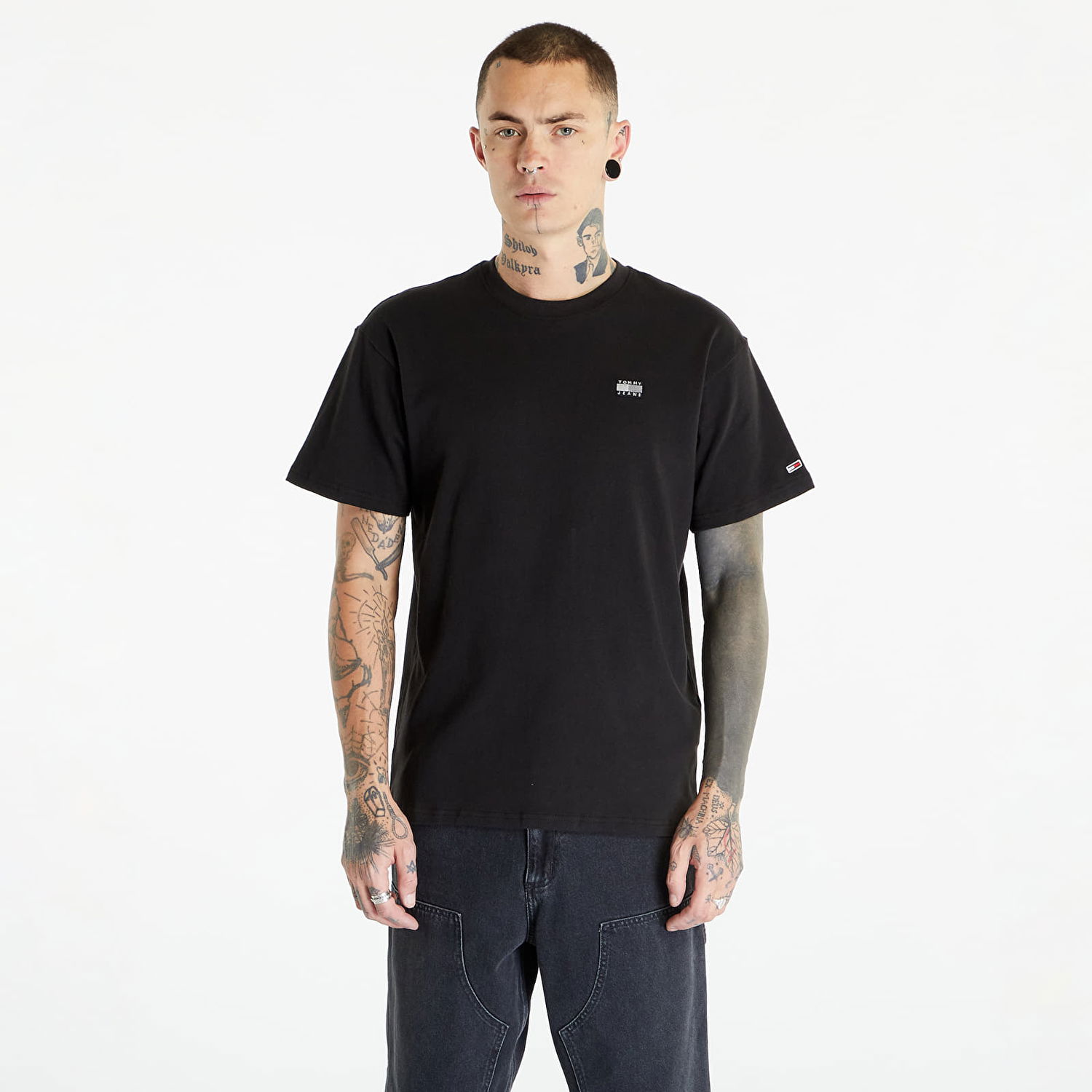 Tričko Tommy Hilfiger Tommy Jeans Relaxed Badge Short Sleeve Tee Black Čierna | DM0DM17743 BDS, 0