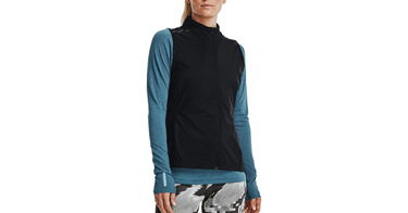 Vesta Under Armour Under Armour OutRun the Storm Running Vest Čierna | 1365645-001, 1