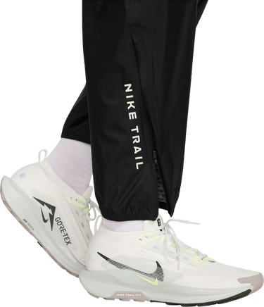 Nohavice Nike Trailwind Lightweight Cuffed Pant Čierna | hv2159-010, 3