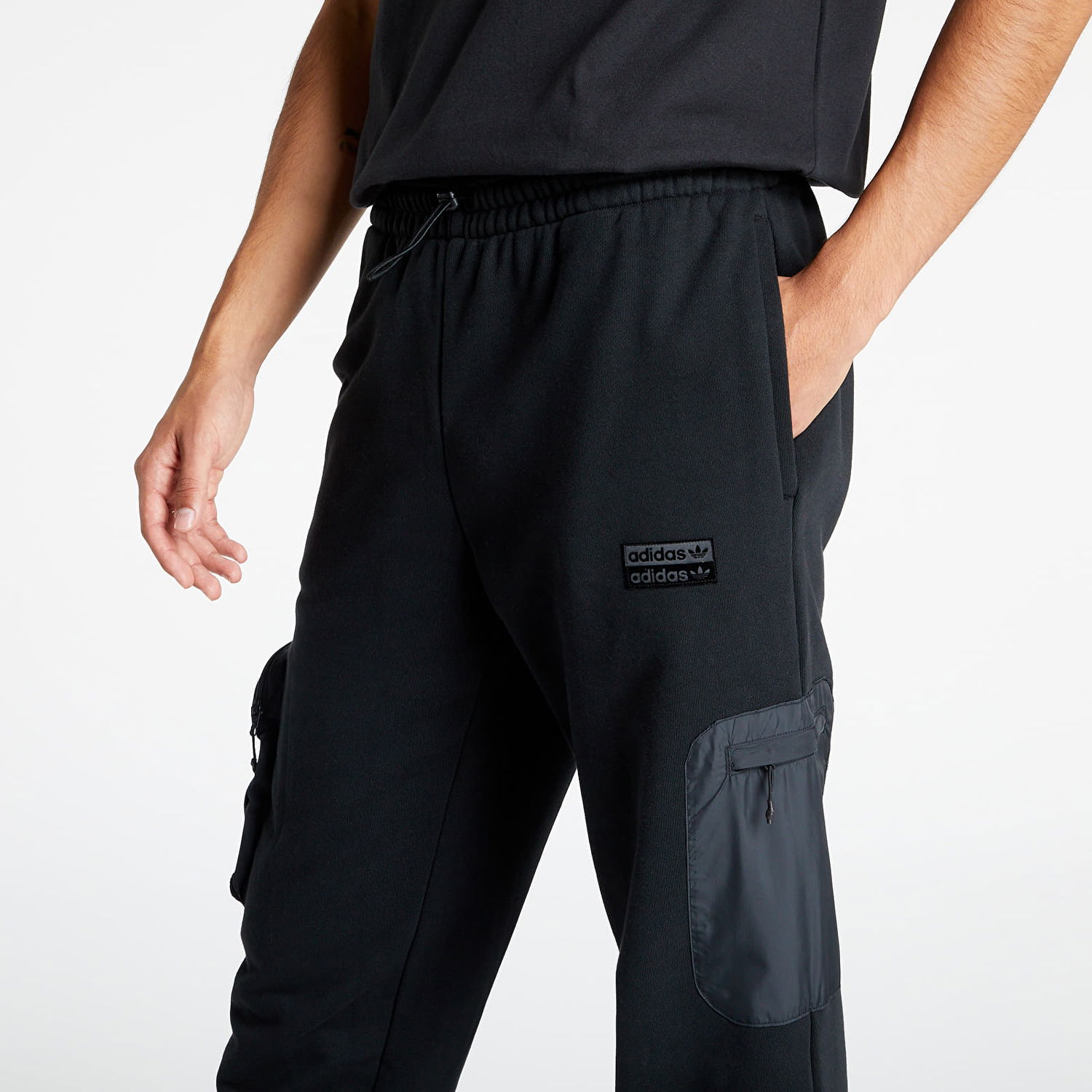Cargo nohavice adidas Originals Sweatpants Čierna | H11485, 0