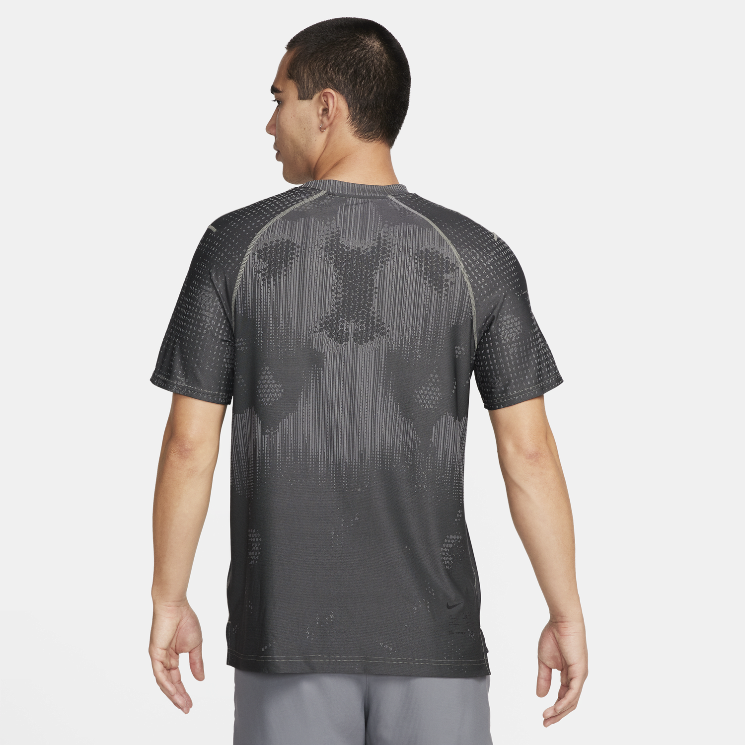 Tričko Nike A.P.S. Dri-FIT ADV Short Sleeve Training T-Shirt Šedá | FN2971-053, 1