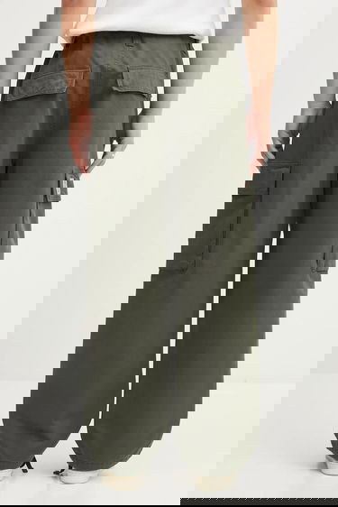 Cargo nohavice Carhartt WIP Kade Loose Fit Cotton Cargo Pants Zelené | I035585.2ZX06, 2