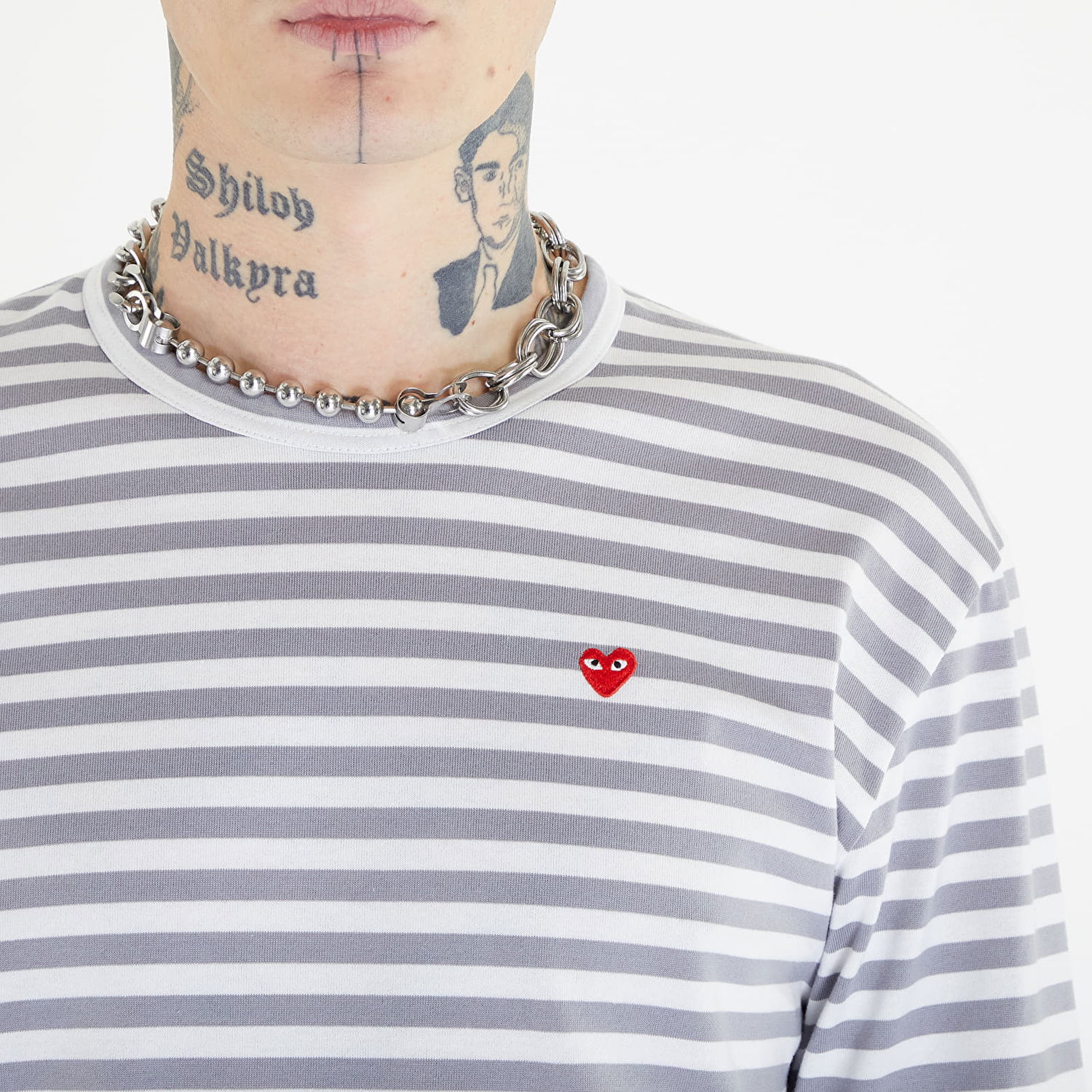 Tričko Comme des Garçons PLAY Heart Logo Long Sleeve Tee UNISEX Biela | AZT320 gray, 1
