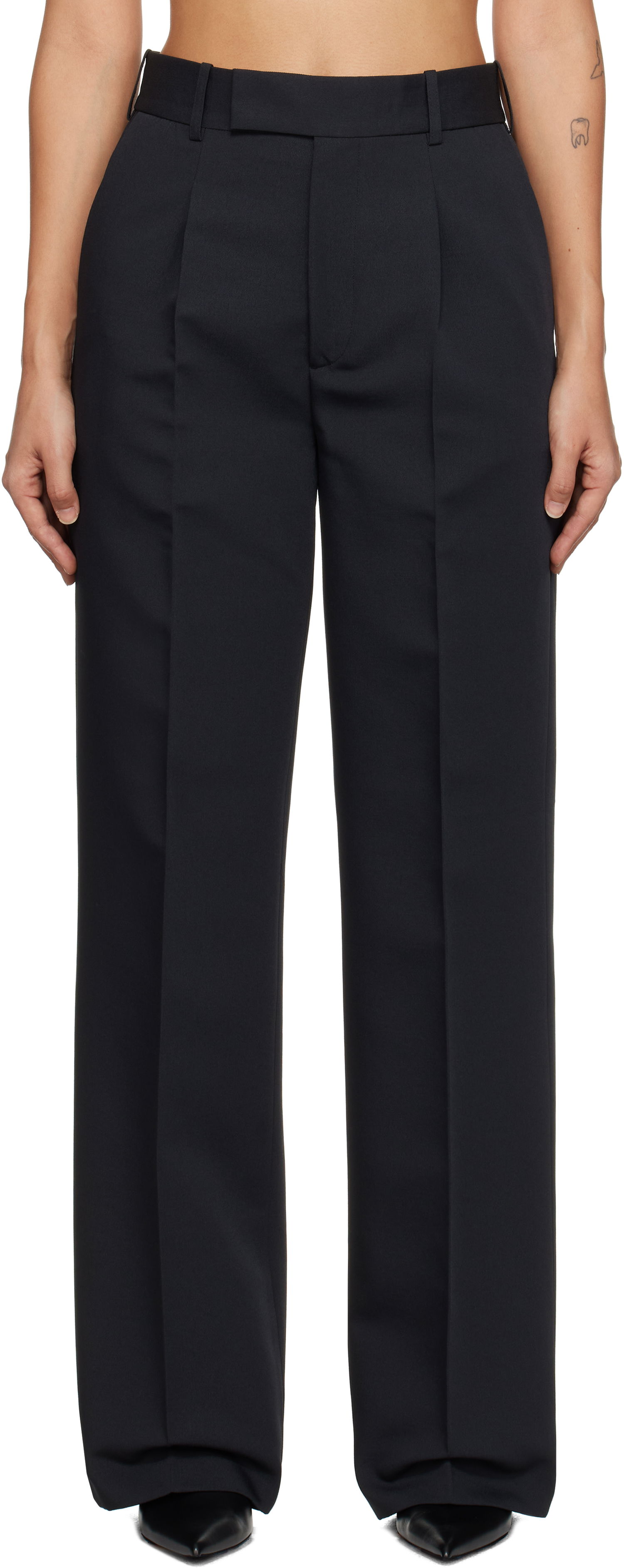 Nohavice Róhe Relaxed Single Pleated Trousers Čierna | 613-30-012, 0