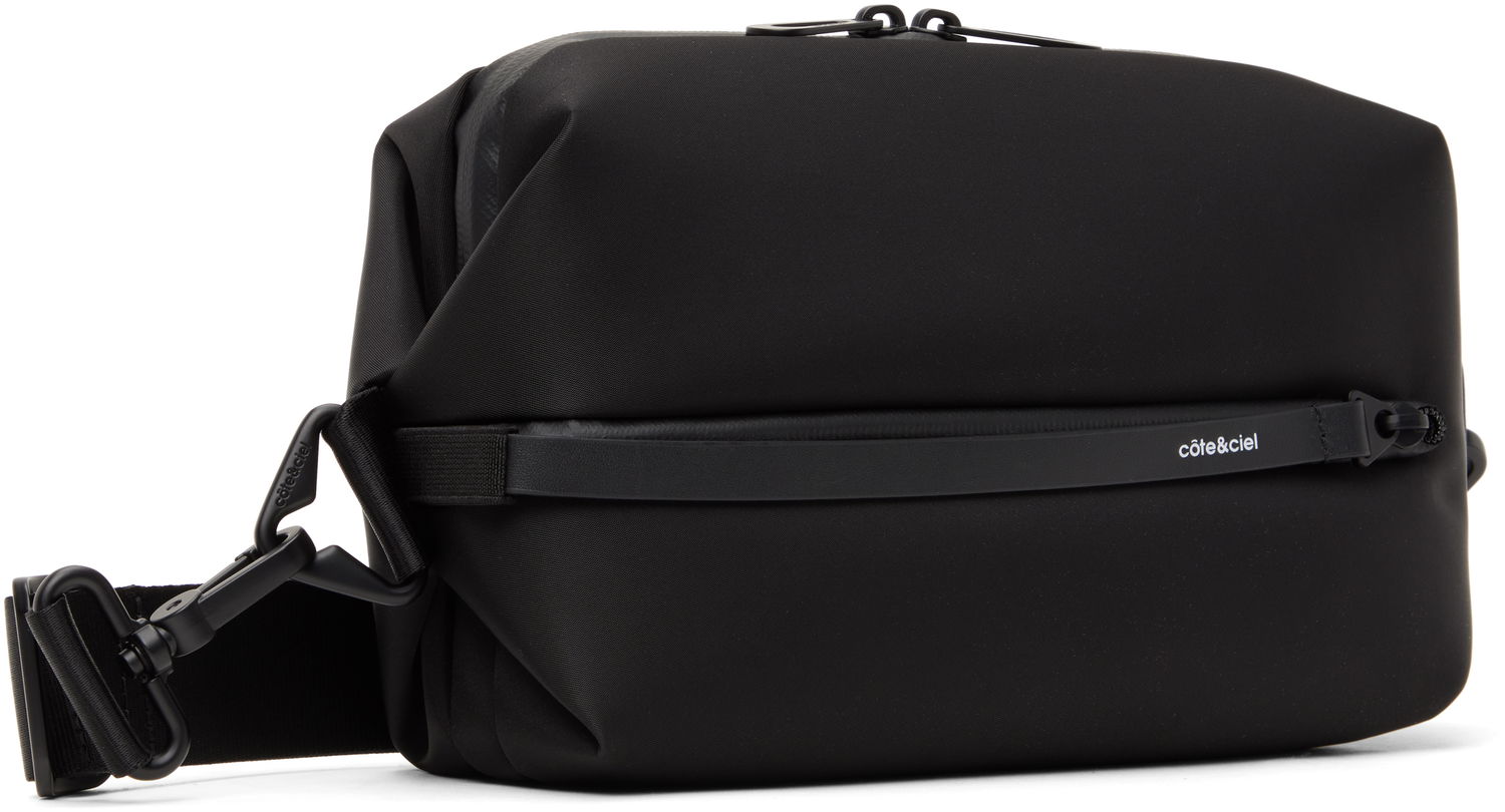 Ľadvinka côte&ciel Ens Sleek Crossbody Bag Čierna | 29152 000, 1