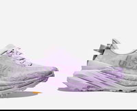 Speedgoat 6 Trail, Size 9