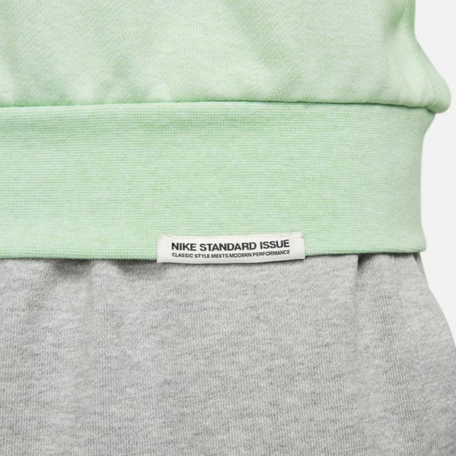 Dri-FIT Standard Issue Basketball Crew