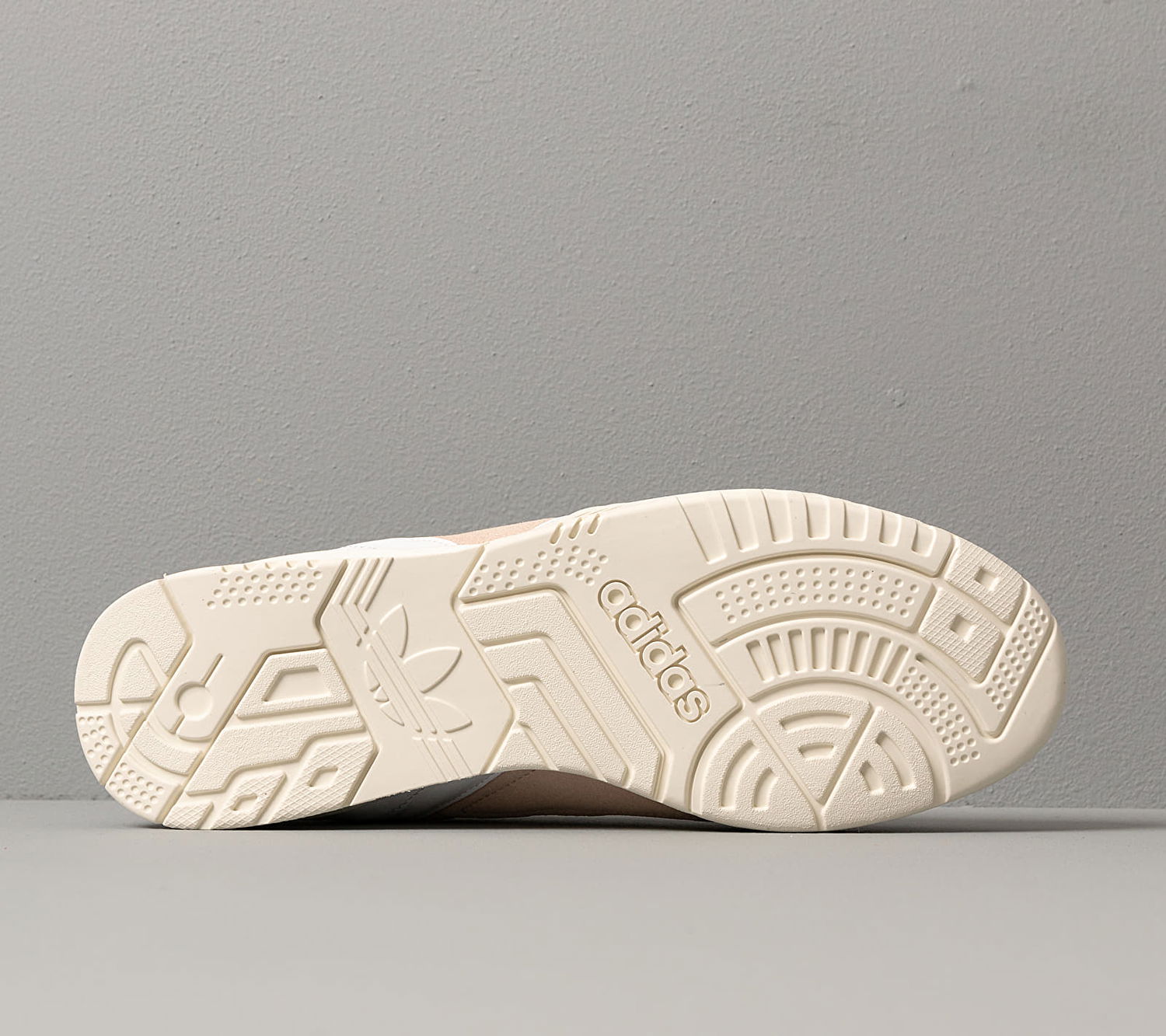 Tenisky a topánky adidas Originals A.R. Trainer Biela | EG5150, 1