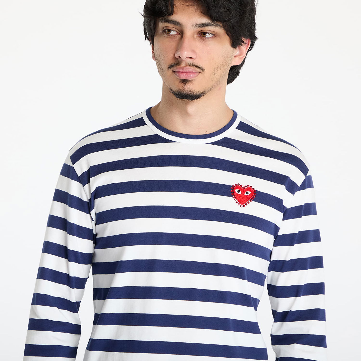 Tričko Comme des Garçons Comme des Garçons PLAY Stripe Emblem Long Sleeve T-Shirt with Rhinestone Navy | AX-T805 NAVYxWHITE, 1