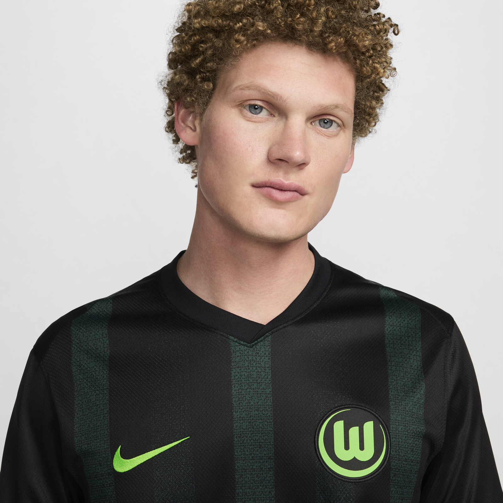 Dri-FIT VfL Wolfsburg Stadium 2024/25 Away Kit