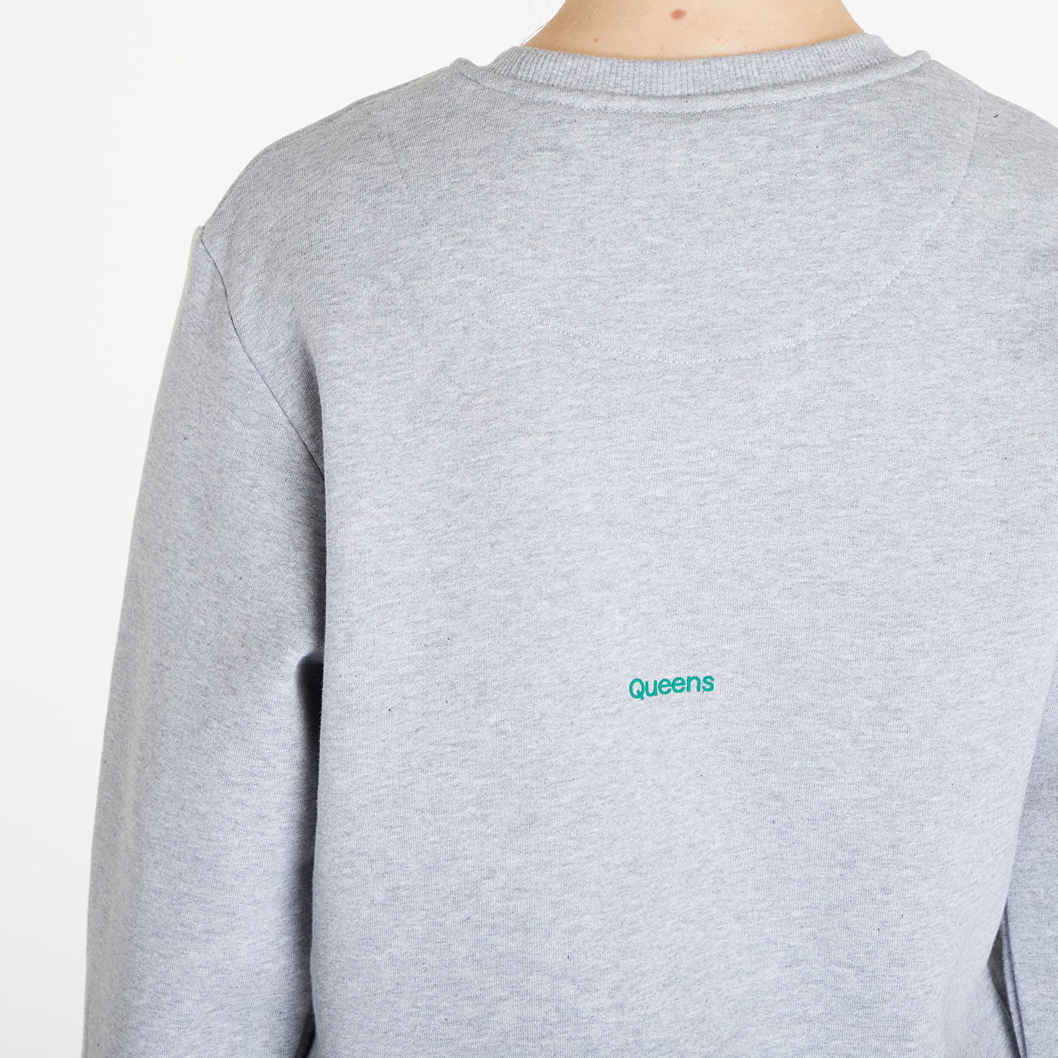 Mikina Queens Dej Mi Radši Kytku V Květináči Crewneck Šedá | QNS_042, 1