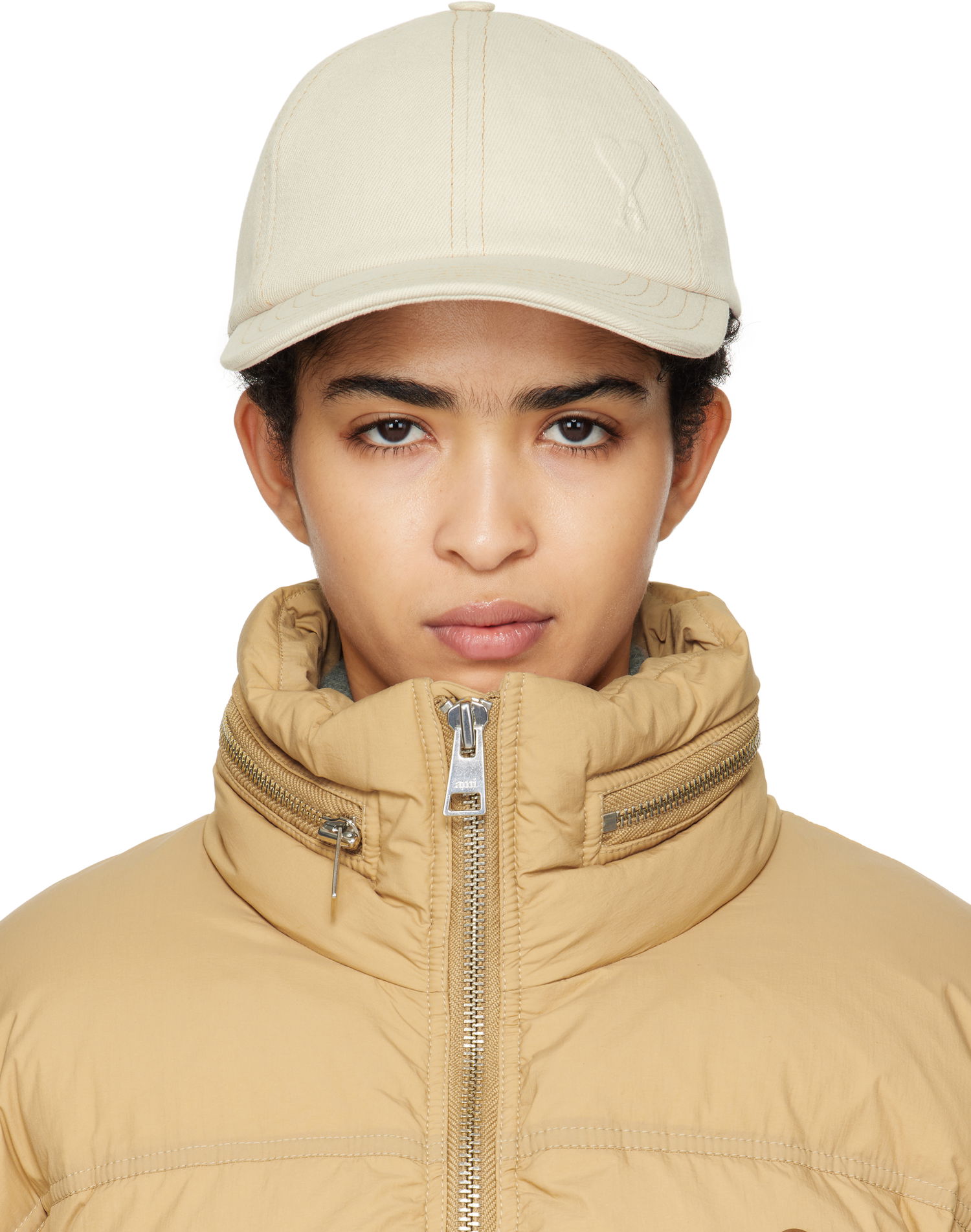 Šiltovka AMI Embossed Logo Cap Béžová | UCP017.CO0037, 0