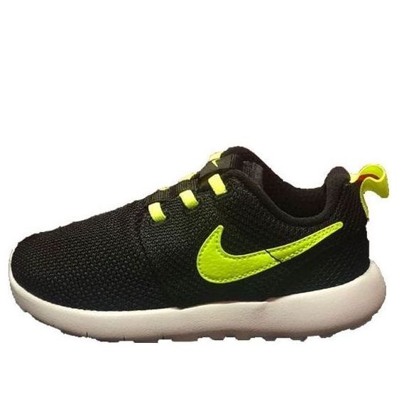 Tenisky a topánky Nike Nike Roshe One Čierna | 749430-032, 0