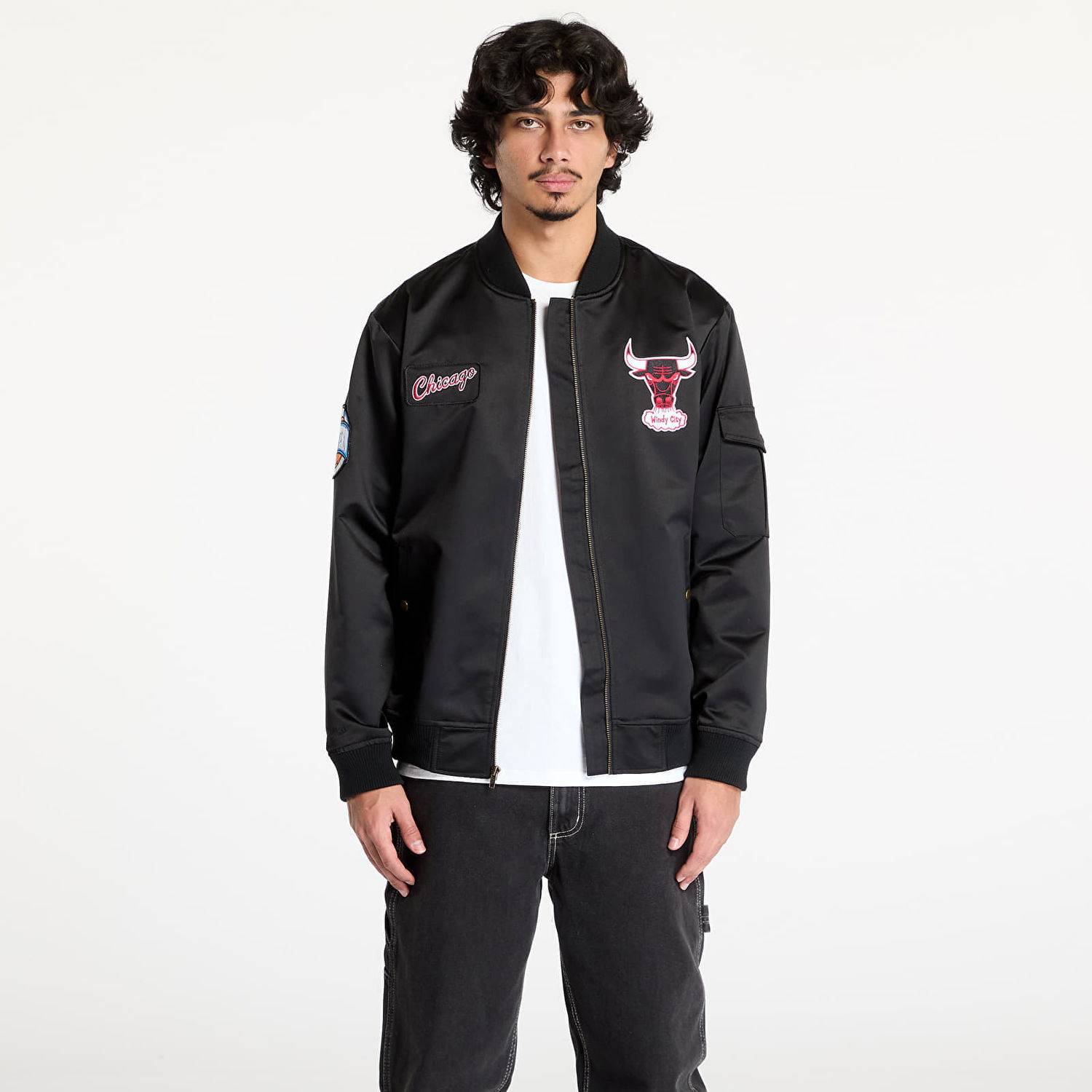 Bomber bunda Mitchell & Ness Team Leader Satin Vintage Bulls Bomber Jacket Čierna | JK8095-CBUBLCK, 0