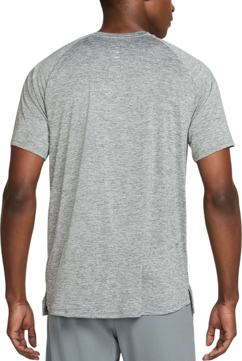 Tričko Nike Nike Stride T-Shirt Šedá | hv5203-084, 1