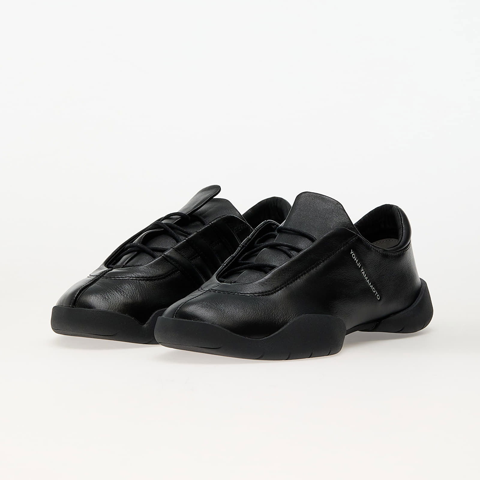Regu Black/ Black/ Black