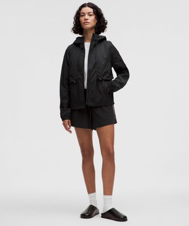 Vetrovka lululemon lululemon Water-Repellent Hooded Jacket with Drawcord Čierna | prod11860005, 1