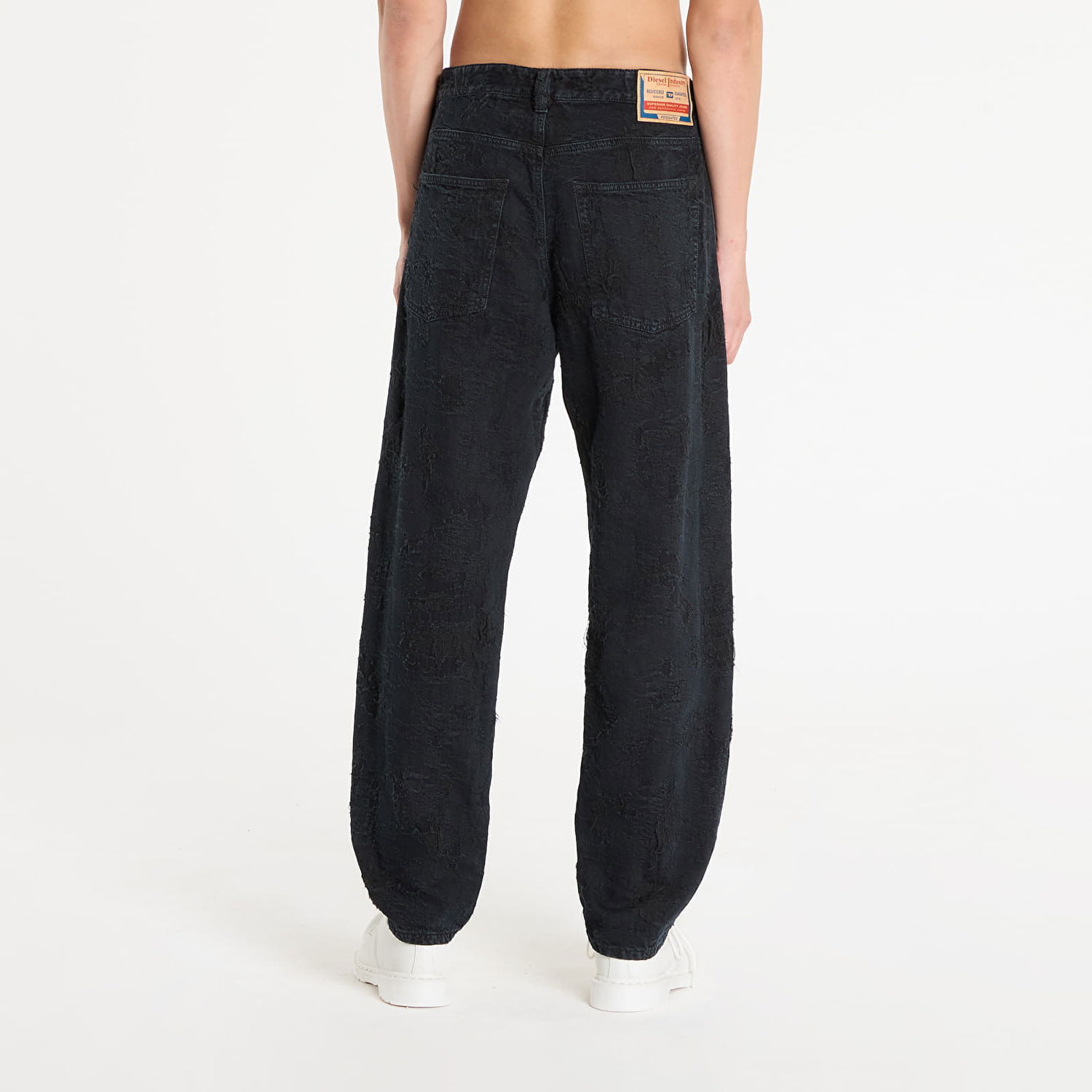 Nohavice Diesel 2024 D-Macs Textured Wide-Leg Trousers Čierna | MACS_007BW 01, 1