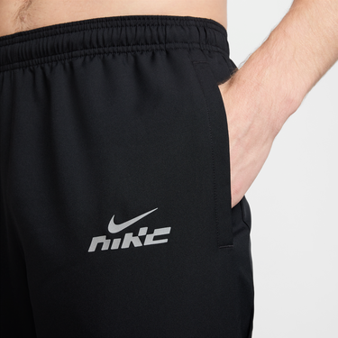 Tepláky Nike Challenger Flash Dri-FIT Woven Running Pants Čierna | IB3774-010, 2