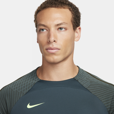 Tričko Nike Dri-FIT Strike Tee Zelené | DV9237-328, 3