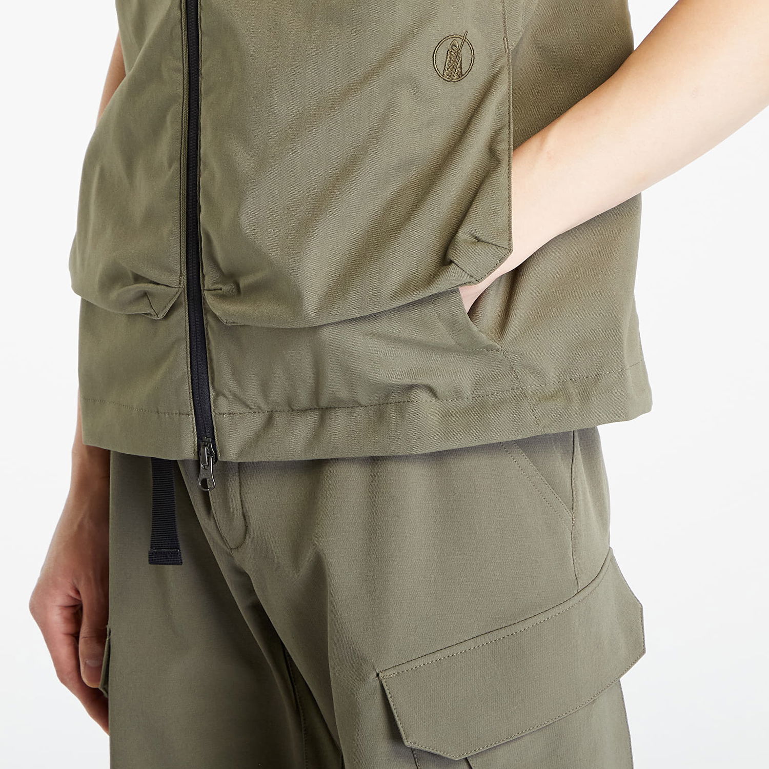 Vesta Tilak Poutnik by Blade Vest Olive Zelené | 68375, 1