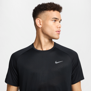 Tričko Nike Stride Dri-FIT ADV Running T-Shirt Čierna | HV5203-010, 4