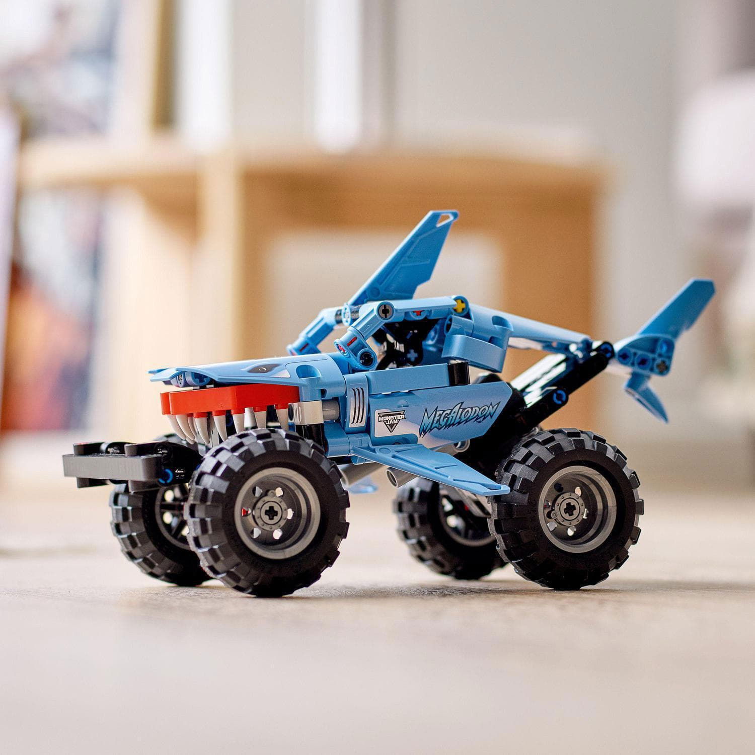 Zberateľské LEGO Technic 42134 Monster Jam Megalodon Rôznofarebný | 42134LEG, 1