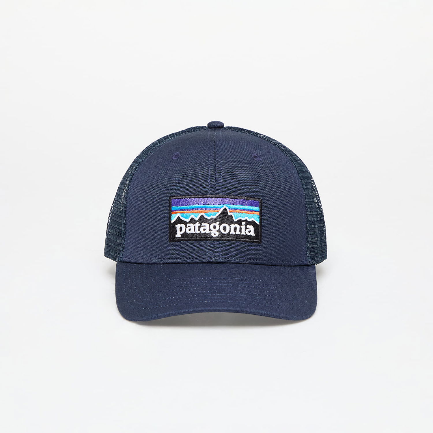 Klobúk Patagonia Cap P-6 Logo Trucker Hat New Navy Universal Modrá | 38289 NENA, 0