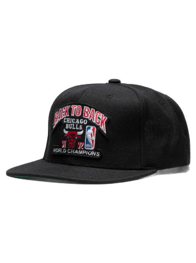 Šiltovka Mitchell & Ness 1991/92 Back To Back Champs Chicago Bulls Snapback Čierna | 195563286838