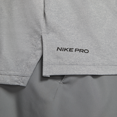 Tričko Nike Pro Dri-FIT Short-Sleeve Top Šedá | CZ1181-073, 1
