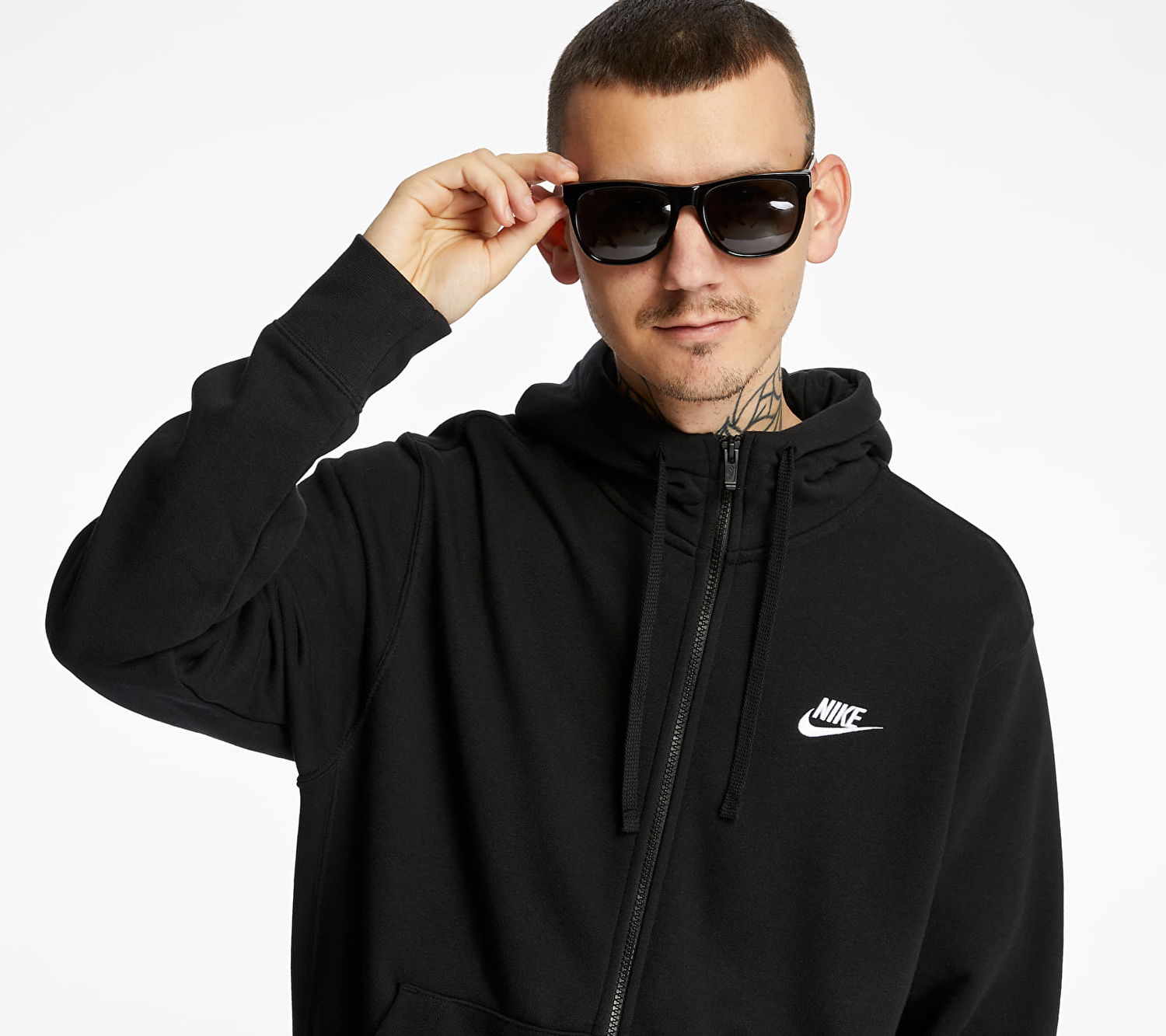 Mikina Nike Sportswear Club Hoodie FZ Čierna | BV2648-010, 1