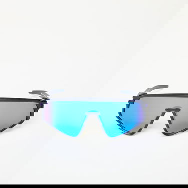Slnečné okuliare OAKLEY Latch Panel Matte Trans Navy/ Prizm Sapphire Navy | 0OO9404-94040635, 0