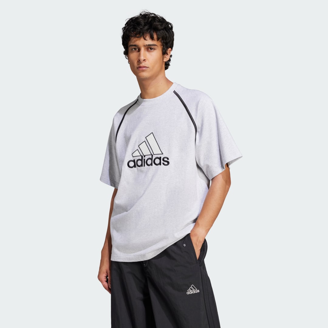 Tričko adidas Performance Badge of Sport Graphic T-Shirt Šedá | IM7839, 0
