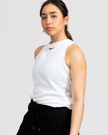 Essential Tank Top