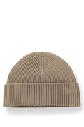 Fisherman-style beanie in a wool blend