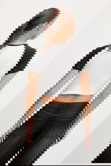 Crop Top Puma PUMA x A$AP ROCKY Graphic 'FLANKD' Lip Print Cropped Raglan T-Shirt with Lace Trim Rôznofarebný | 633419, 2