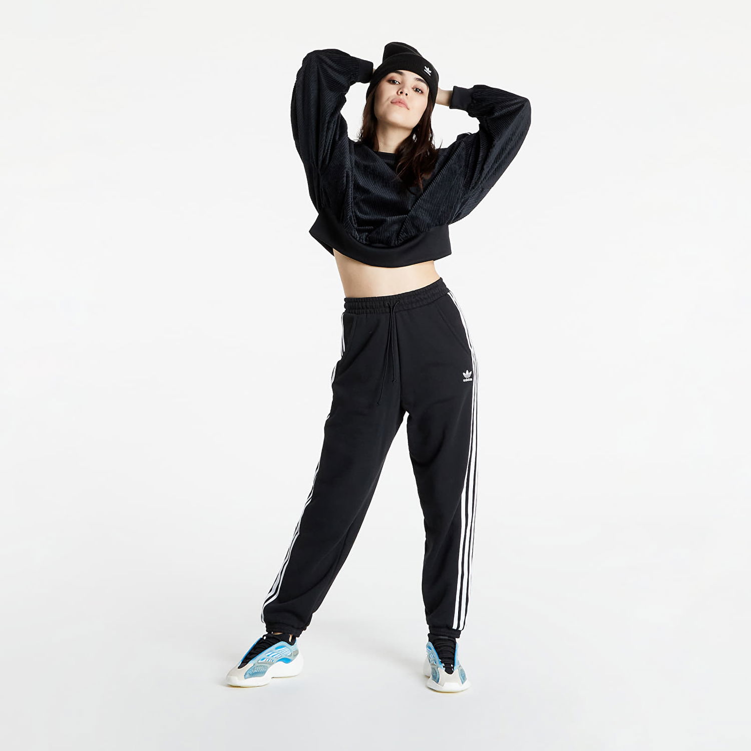 Mikina adidas Originals Classics Corded Velour Čierna | H37848, 1