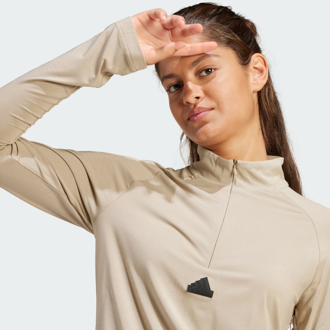 Sportswear City Escape Quarter-Zip Long-Sleeve Top