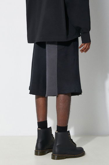 Šortky Maison MIHARA YASUHIRO Maison MIHARA YASUHIRO Vertical Switching Shorts Čierna | A12SP563, 2